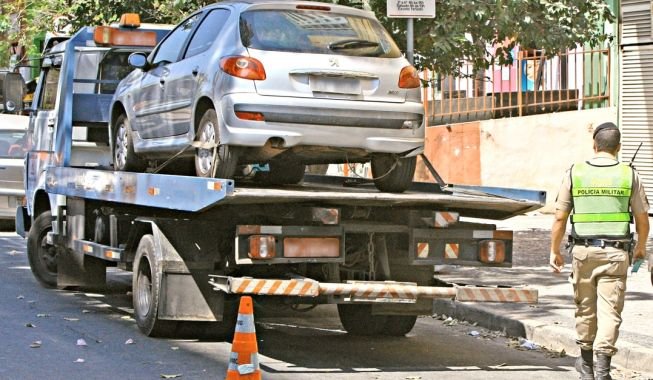 lei-cancela-o-guincho-em-blitz-e-da-15-dias-para-regularizar-o-carro